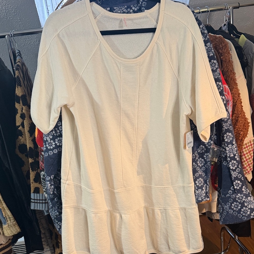 Cream Short-Sleeve Peplum Top - Women